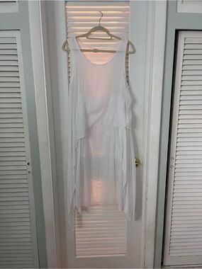 Sleeveless White High-Low Layered Dress